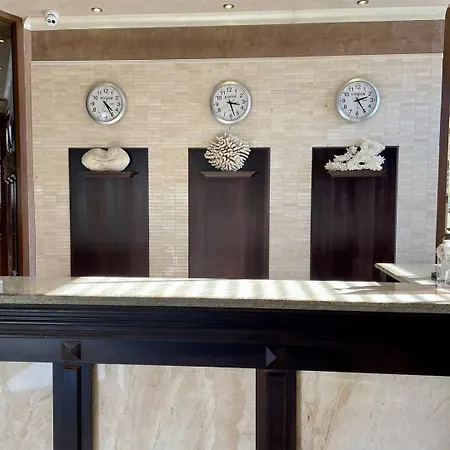 Appartement Luxurious 2 Bedroom Appt At The Black Sea Coast *