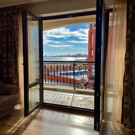 公寓 Luxurious 2 Bedroom Appt At The Black Sea Coast 阳光海滩