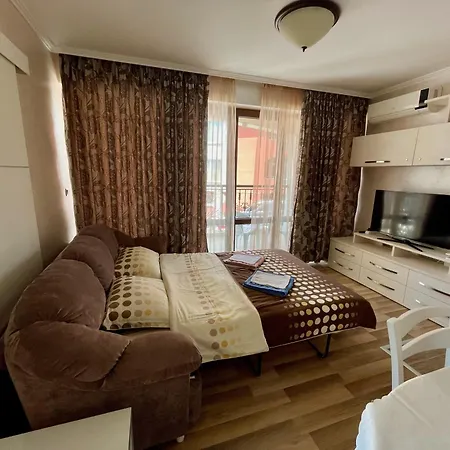 Apartment Luxurious 2 Bedroom Appt At The Black Sea Coast *