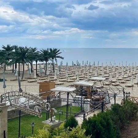 Luxurious 2 Bedroom Appt At The Black Sea Coast * Napospart