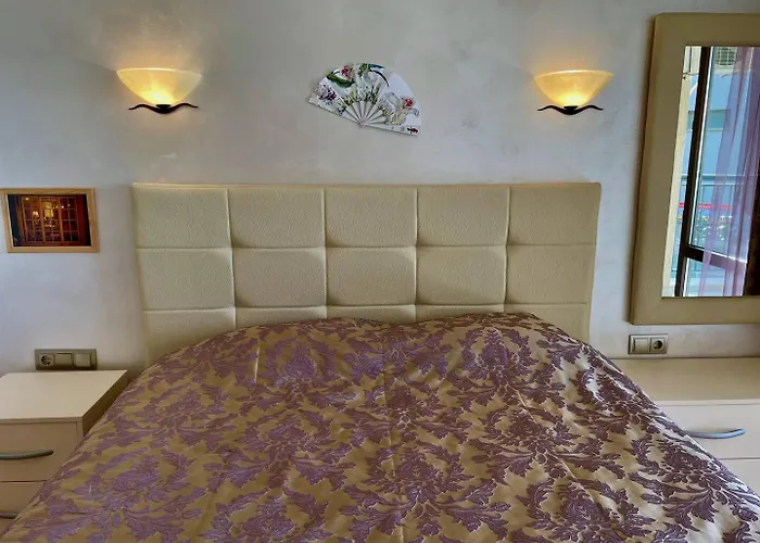 Luxurious 2 Bedroom Appt At The Black Sea Coast Апартаменти *